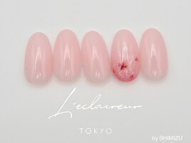 店頭デザイン　担当清水