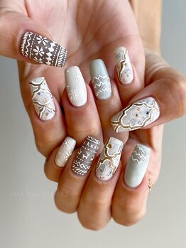 手描きアートが得意なサロン