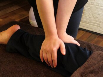 モミナ(MO-MI-NA)の写真/《当日予約OK/24時まで営業》駐車場完備なので車通勤の方でもお仕事帰りに癒されにお越しください◎