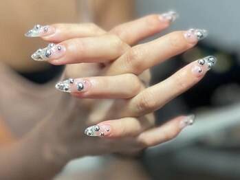 ドレスアップアイズ アンド ネイル(Dress Up Eyes & Nail)の写真/ケア¥3,850～★デザイン¥5,500～★カラーは500色以上！ケアや定額デザイン、やり放題、持ち込みデザイン◎