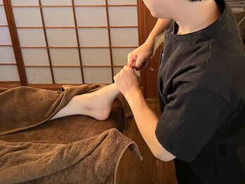 アクシスリラクゼーション(AXIS relaxation)/足裏は気持ち良いんです