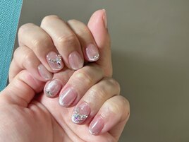 うる艶ピンク　ストーンネイル