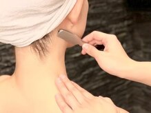 赤みを確認しながらブライダルに向けた丁寧なシェービング♪