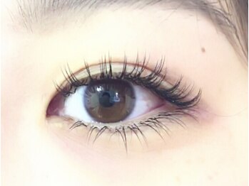 アンベリイルラッシュ(Embellir Lash)/目力アップ