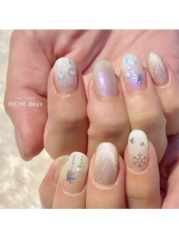 リッシュ ドゥ(RICHE deux)/ホワイトクリスマスネイル!