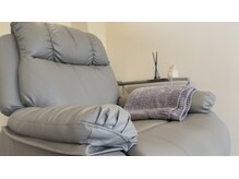 全席ふわふわのリクライニングチェアをご用意しています。