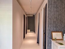 マイラミネーション 名古屋塩釜口店(Mylamination)/完全個室の施術スペース