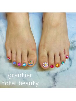 グランティア トータルビューティー(grantier total beauty)/個性派フットネイル☆