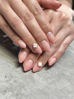 エム(em)/美爪グラデーション