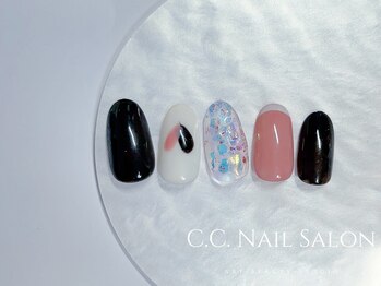 シーシーネイルサロン 池袋(C.C.Nail salon)/キラキラハートネイル