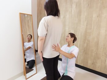スタイルラボ高松の写真/単に膝をつけることだけを目的とせず、上下半身ともにプロポーションバランスを整えていきます♪