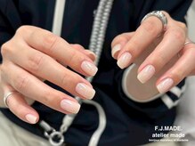 アトリエ メイド(atelier made)/オーロラネイル￥5,990