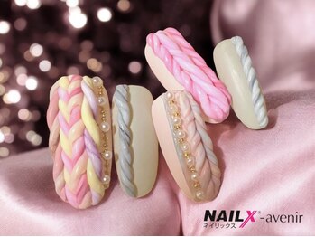 ネイリックス アヴェニール(NAILX avenir)の写真/白基調の高級感溢れる店内☆大人女性にふさわしい洗練された冬ネイル【マグネット/ニュアンス/フレンチ】