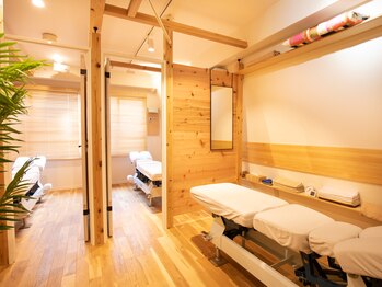 エムズ ファミリア あざみ野(M‘s Familia)/~施術ブース~