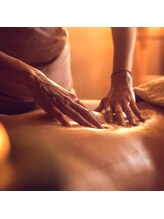 マウナロア/ロミロミ/オイルマッサージ