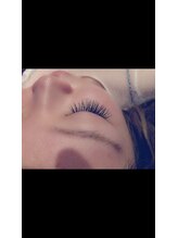 フリルアイビューティ 豊中店(Frill Eye Beauty)/