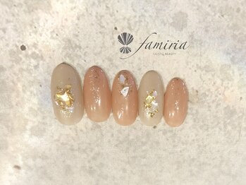 ファミリア/くすみオレンジ×シェルネイル