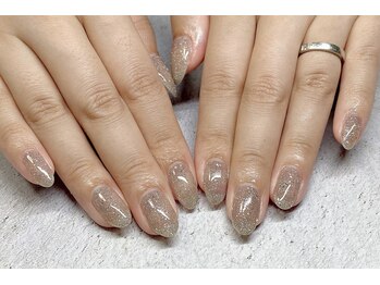 カルフール リル 草加駅西口店(Carrefour lir)/韓国グリッター