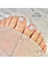 リッシュ(RICHE)/ツヤパウダー×キラキラネイル