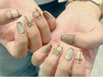 コム 草加マルイ店(com by neolive)の写真/【韓国/ワンホン持ち込みデザイン¥5550~】トレンドのパーツやア-トも◎新作トレンドネイルができるサロン★