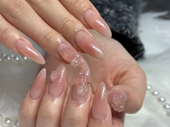 ワンホンチークネイル