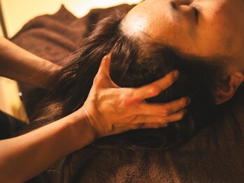 ルクラ(Lucura)の写真/頭痛・眼精疲労に◎頭蓋骨調整で不眠も解消♪肩首スッキリ軽やかに！極上ヘッドスパ体験☆