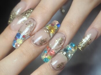 トリネブランシ ネイルアトリエ(Trinebranci._Nail Atelier)の写真/【華奢魅せ*長さだし】韓国&ワンホンネイルに欠かせない長さだし×うるツヤカラーで見惚れる上品な手元に◇