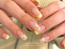 イエローネイル・お花ネイル