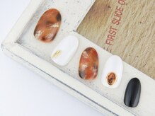 ネイルルームワンサード(Nail Room One Third)/