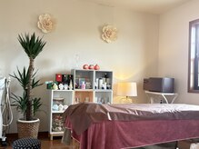 サロン ド ルポゼ(Salon de Reposer)/内観