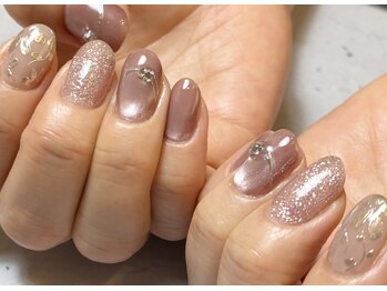 ネイルサロン ラリュエル(Laruelle)/マグネットにミラーフラワー