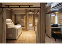 セル 恵比寿店(cel)の雰囲気（ドレッサー完備★ヘアアイロンございます。）
