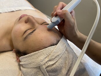 カガヤキコガオ 蓮田店/ハイドロフェイシャルで毛穴ケア