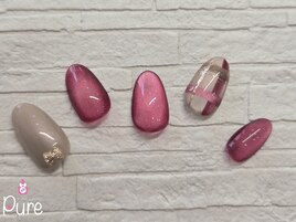 大人可愛い定額ネイル￥9000