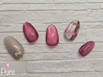 大人可愛い定額ネイル¥9000