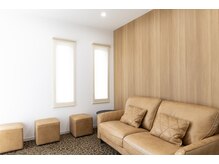 予約時間までこちらでゆっくりお待ち頂けます♪