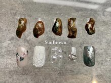 サンブラウン(SUN BROWN)/Nail designs by sara