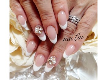 ネイリュー(naiLiu)/白フレンチ