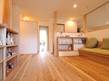 春日井治療院/受付・待合室の風景