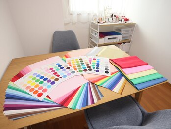 リュクスボックス(luxe box)/パーソナルカラー診断