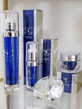 ラポール(RAPPORT)の写真/毛穴の産毛がないと毛穴汚れが落ちやすく♪清潔毛穴がキープしやすくなる！顔脱毛とセットがオススメ◎