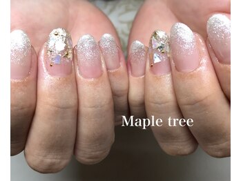 ネイルアンドメイク メイプルツリー(Nail & Make Maple Tree)/ラメグラデ＋シェルデザイン☆