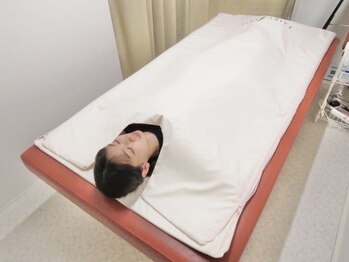 くろせ接骨院/話題の温活【岩盤エクササイズ】