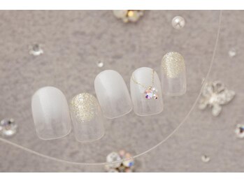 5000円　アクセサリー　ホワイト