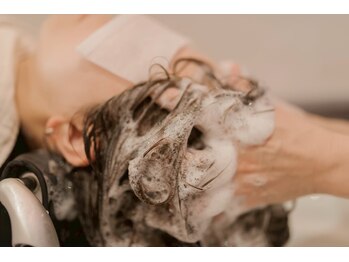 ビジ(biji)/頭皮と髪へスペシャルケア