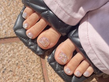 エーネイルサロン 三条店(A-Nail Salon)の写真/【これからの季節に◎】足元映えでお洒落度UP♪トレンドを取り入れた種類豊富なデザインを多数ご用意☆