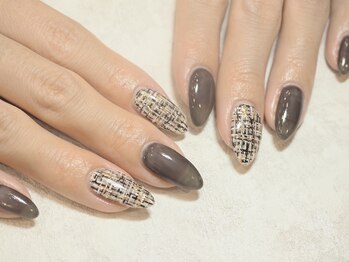 B's amor 大府店 Nail design