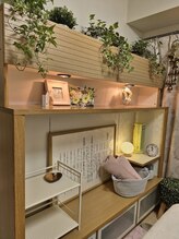 スノー シャイン(SNOW SHINE)/優しい雰囲気の店内