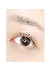 スリー(THREE.)/レーザーラッシュプロ導入店