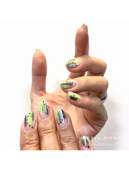 ネイルスタジオ レイナローズ(NAIL STUDIO Reina Rose)/グリーン